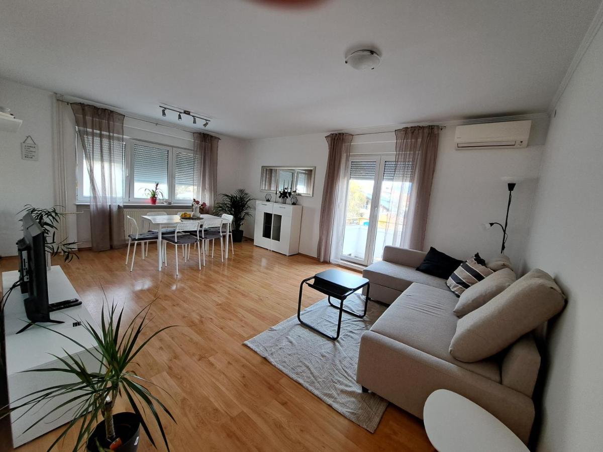 Charming Celje City Center Apartment Exteriör bild